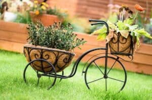 Ein altes Fahrrad als Gartendeko