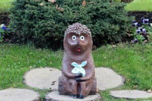 Igel als Gartendeko
